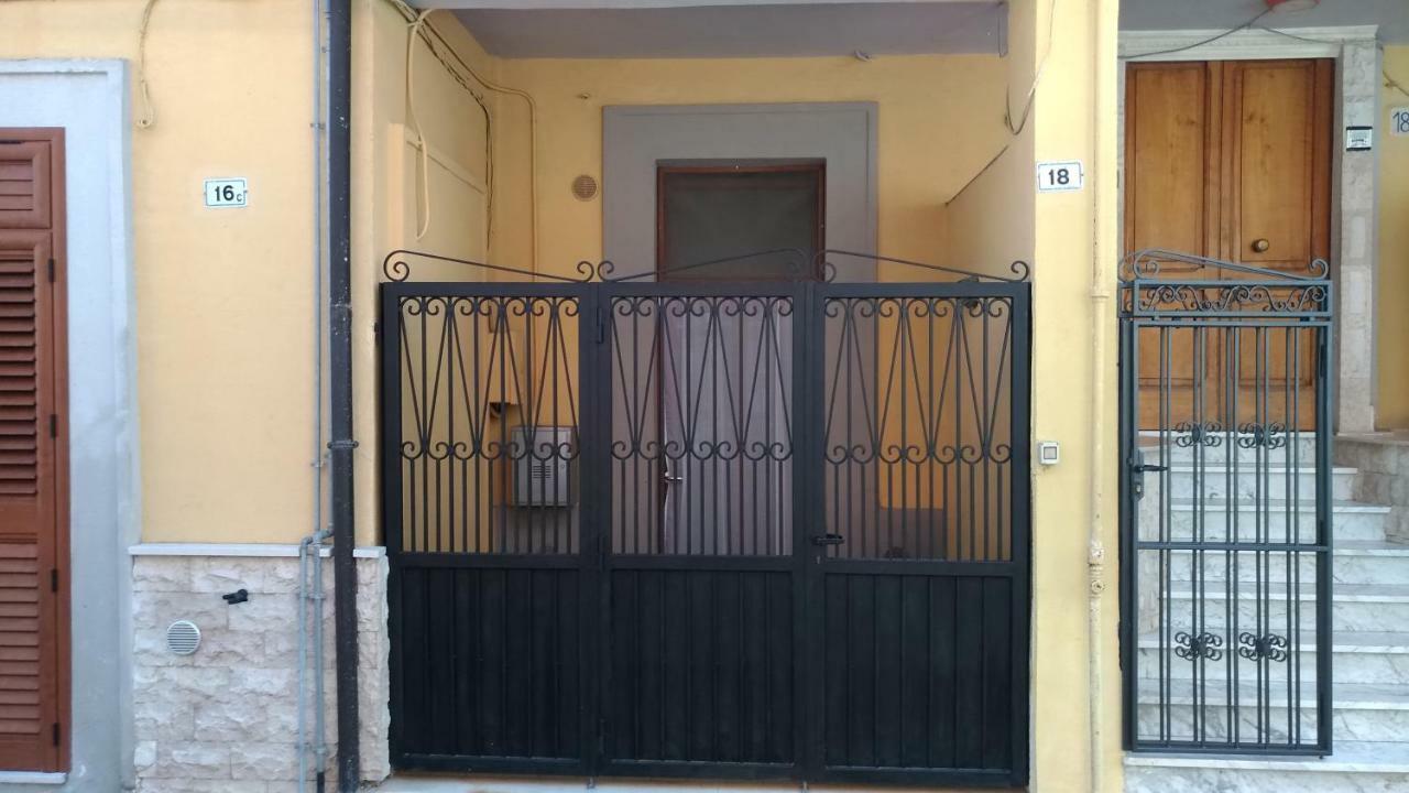 テルモリ Casa Chiara Imbarco Isole Tremitiヴィラ エクステリア 写真